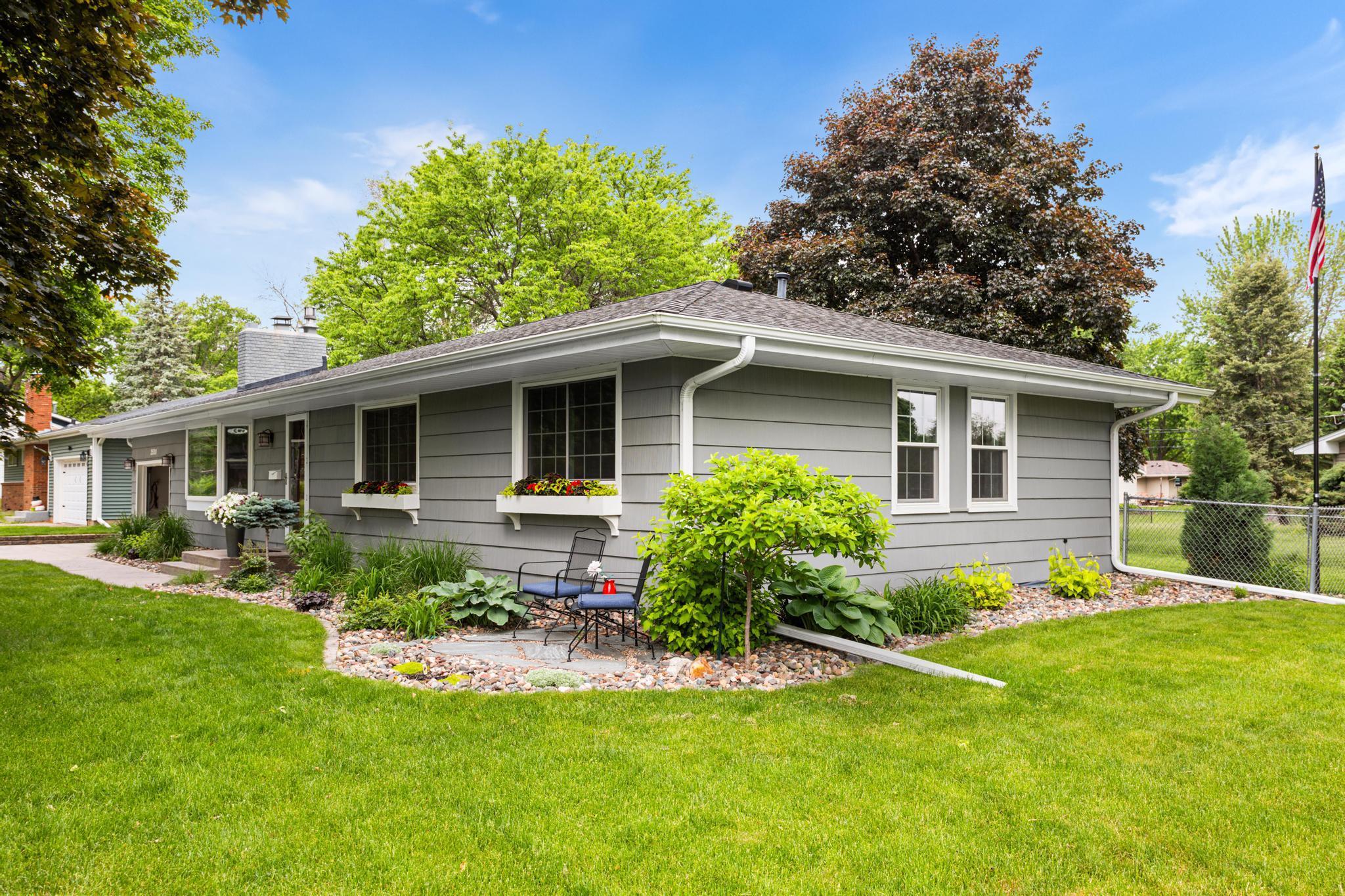 2500 Overlook Drive
