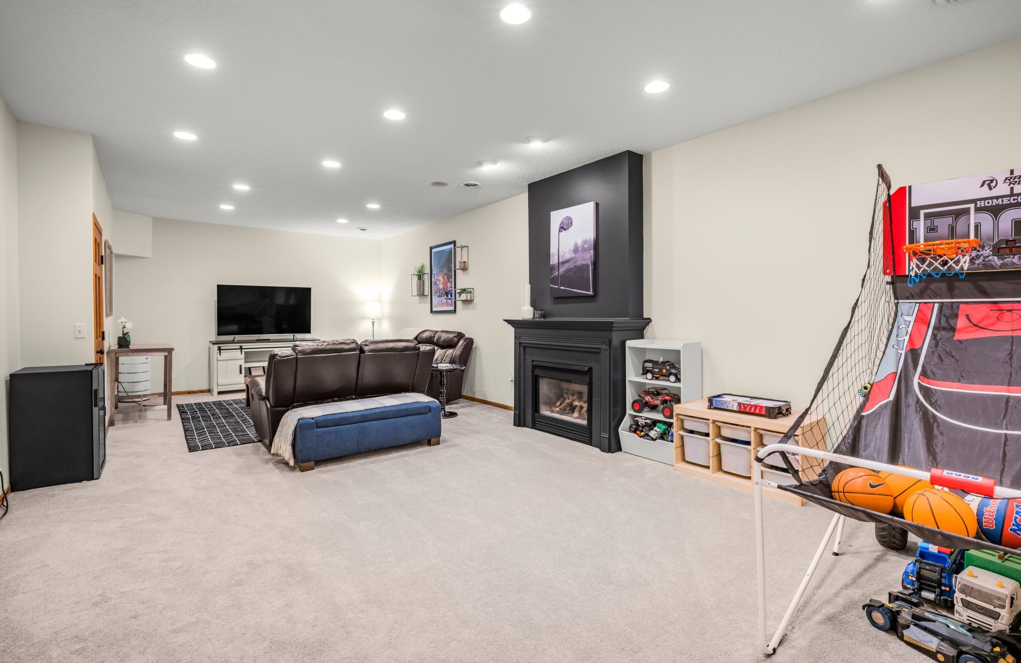 15350 Elm Road