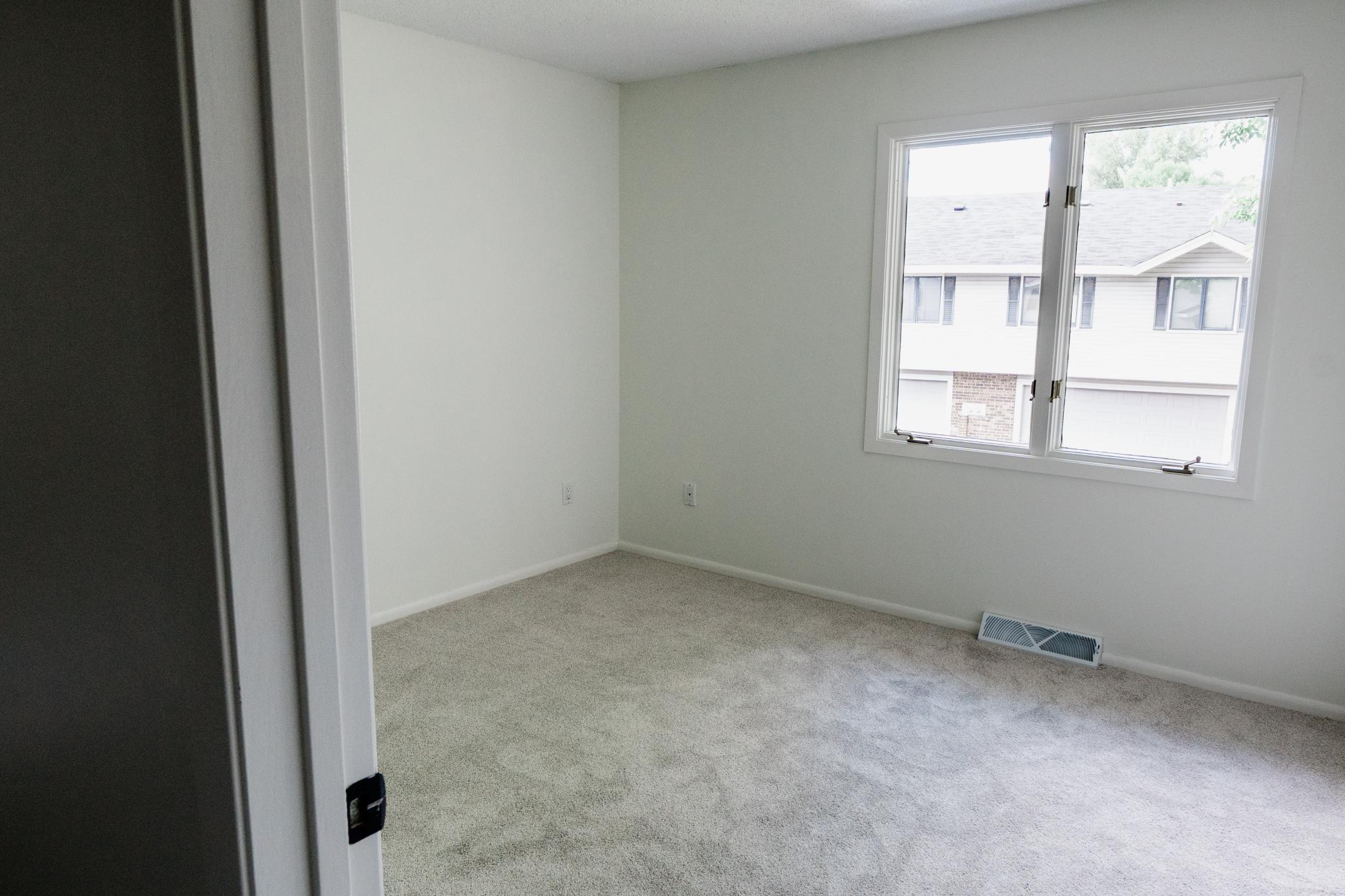 5688 Royal Oaks Drive
