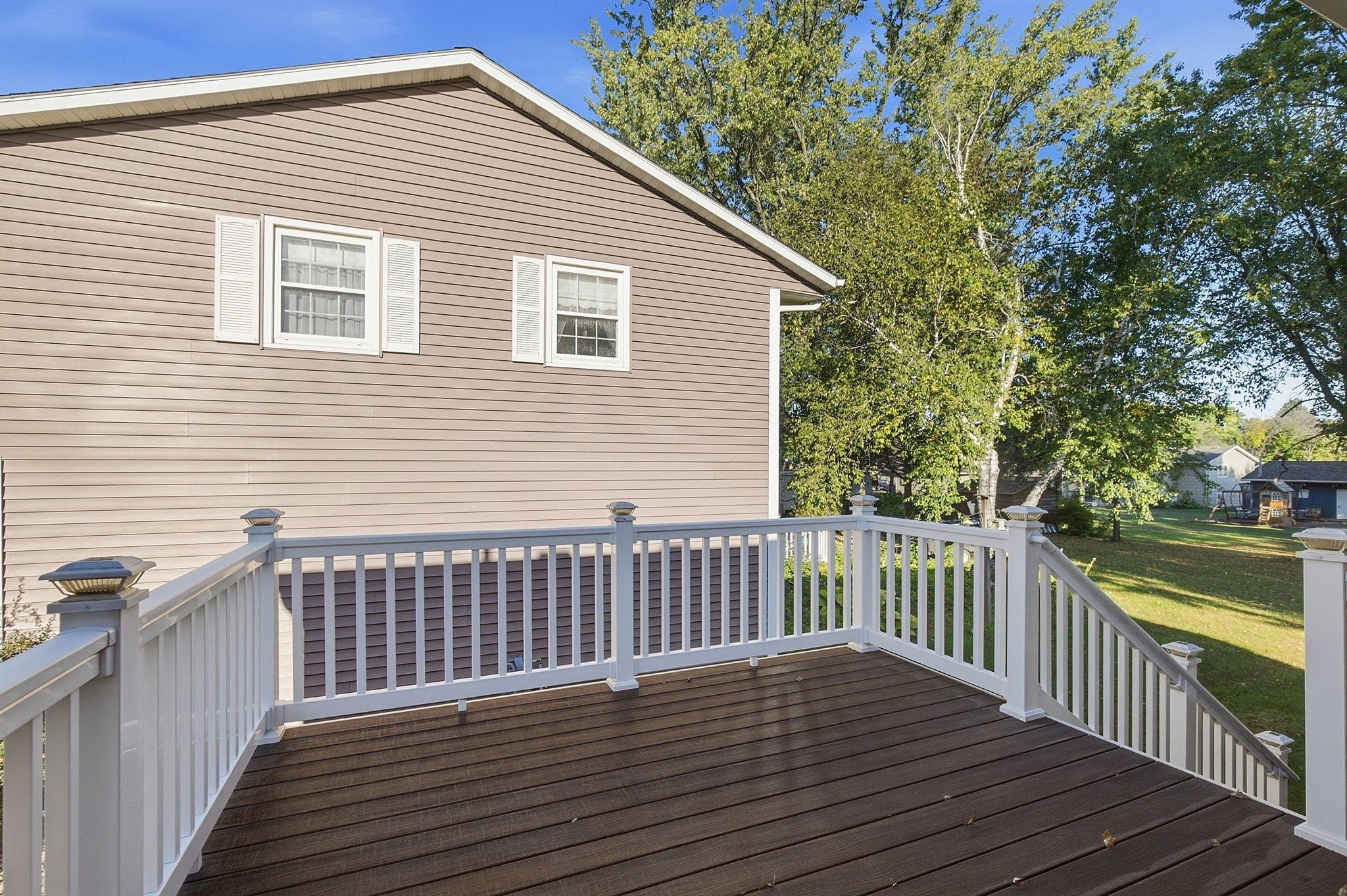 1004 W Prairie Street