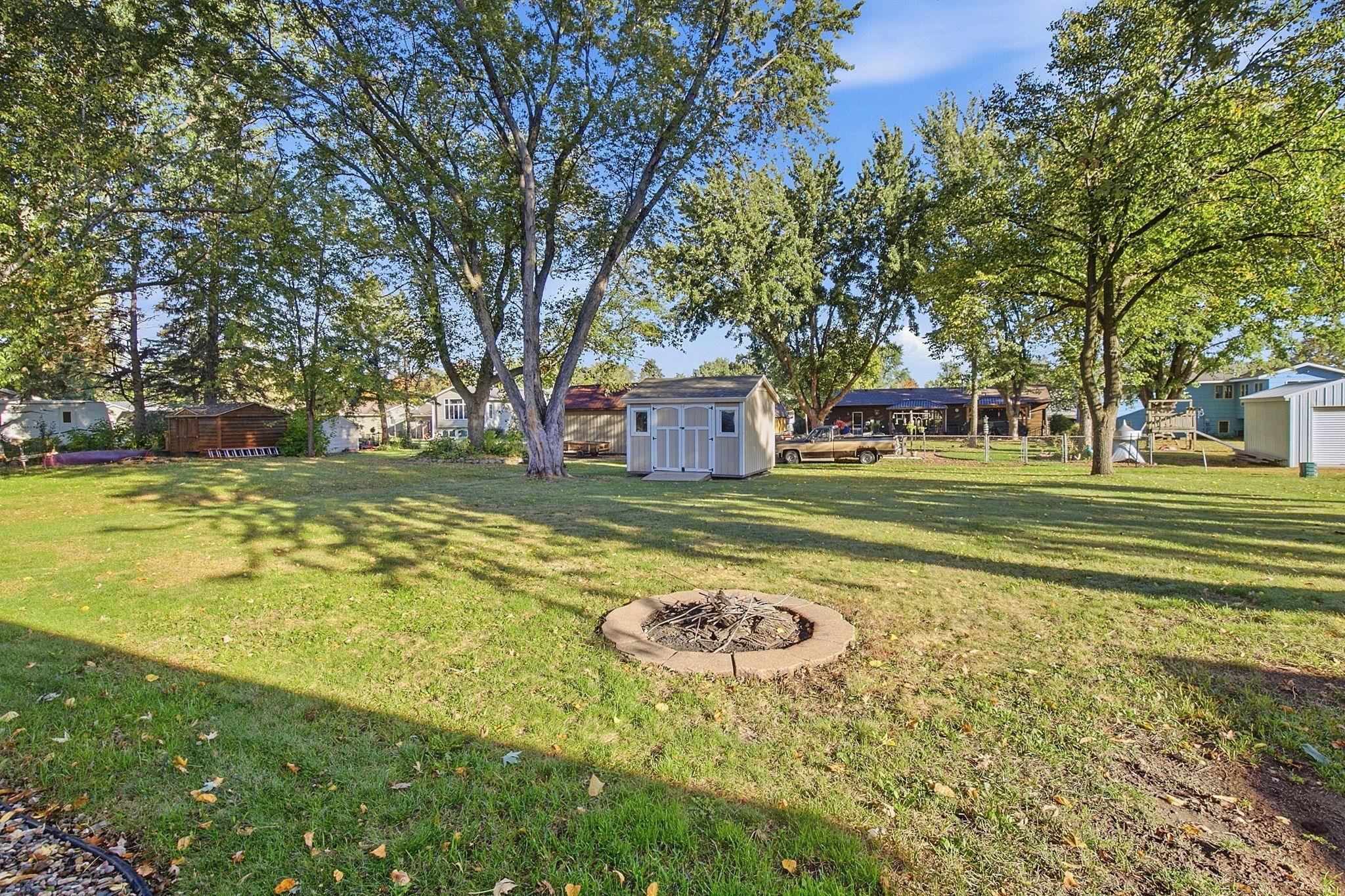 1004 W Prairie Street