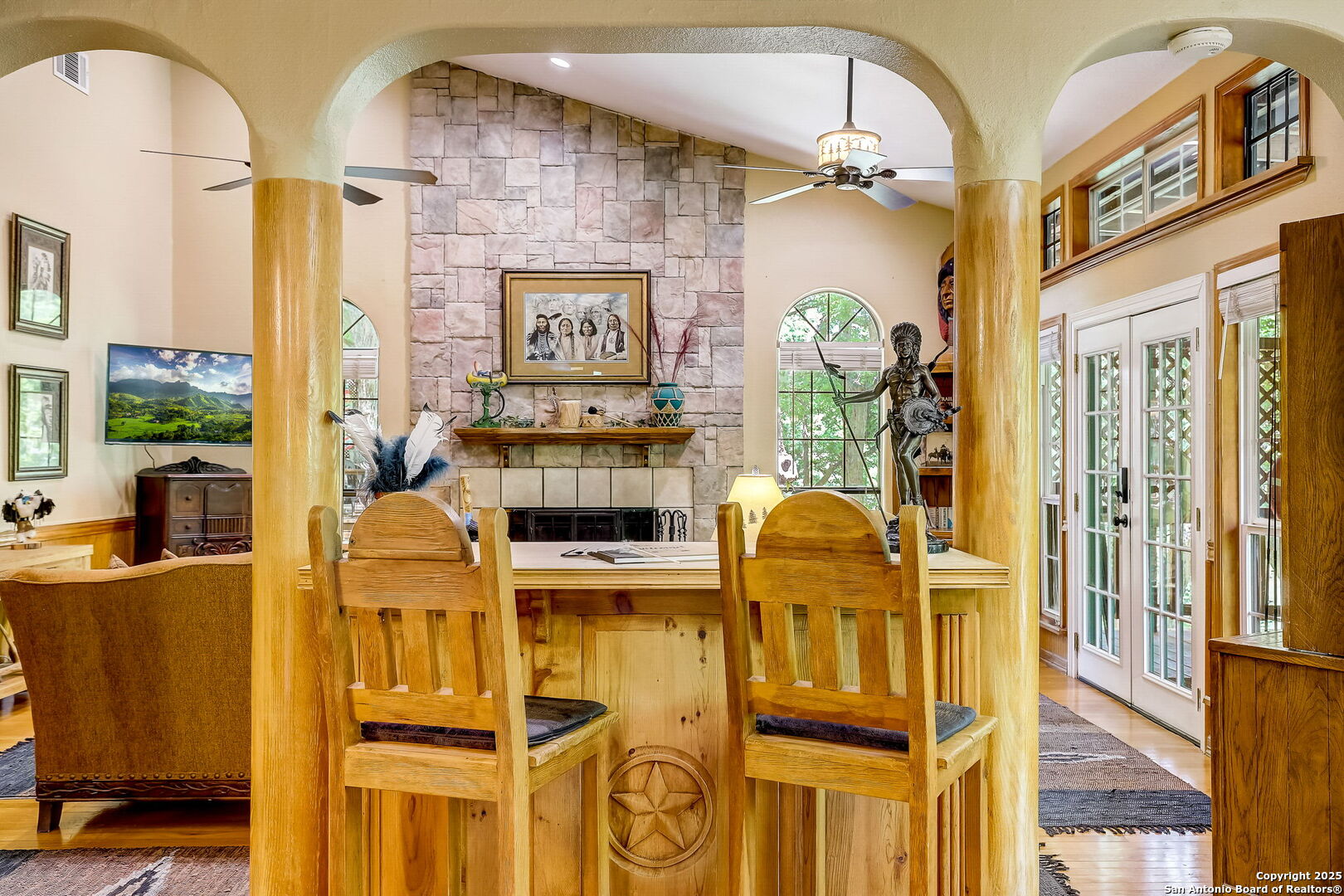 1806 PONDEROSA DR