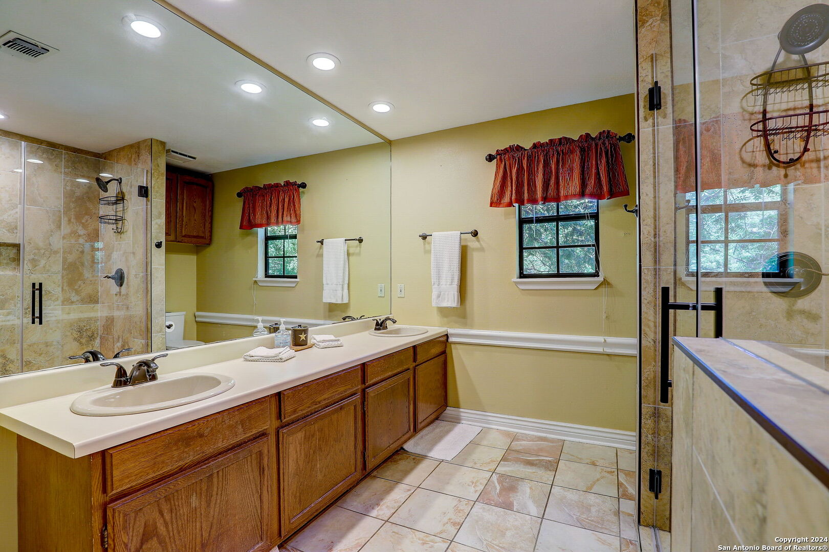 1806 PONDEROSA DR