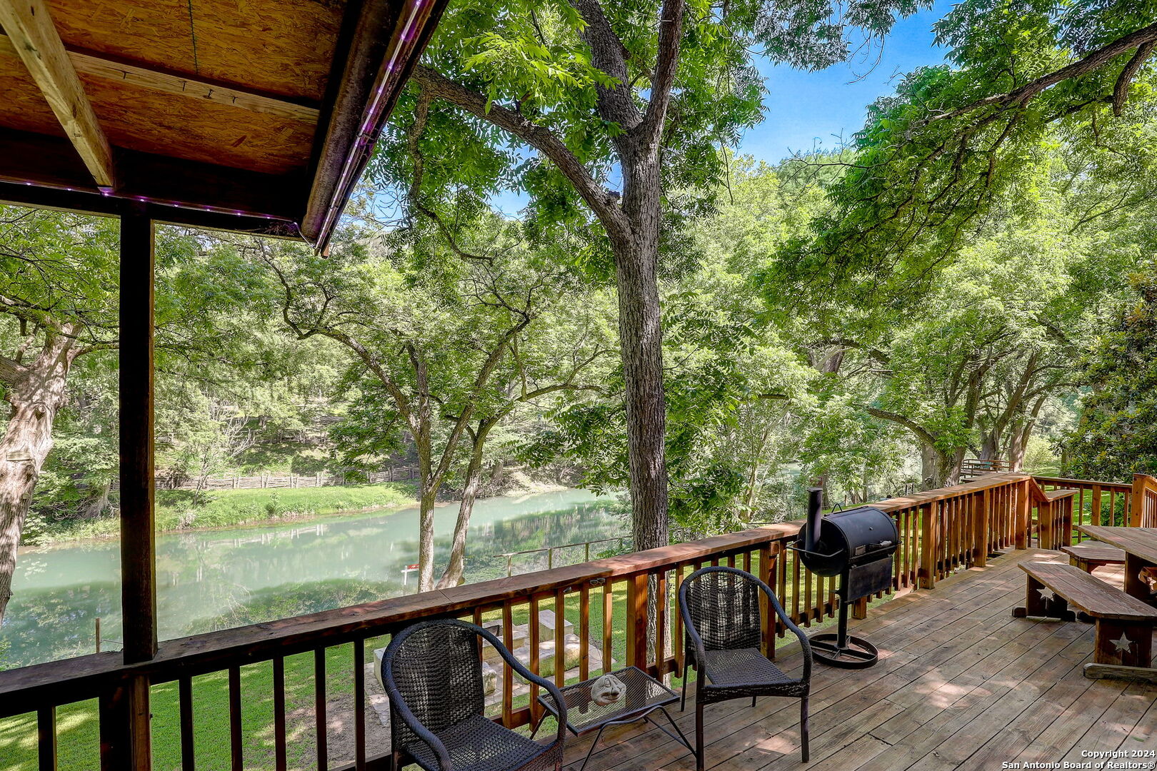 1806 PONDEROSA DR