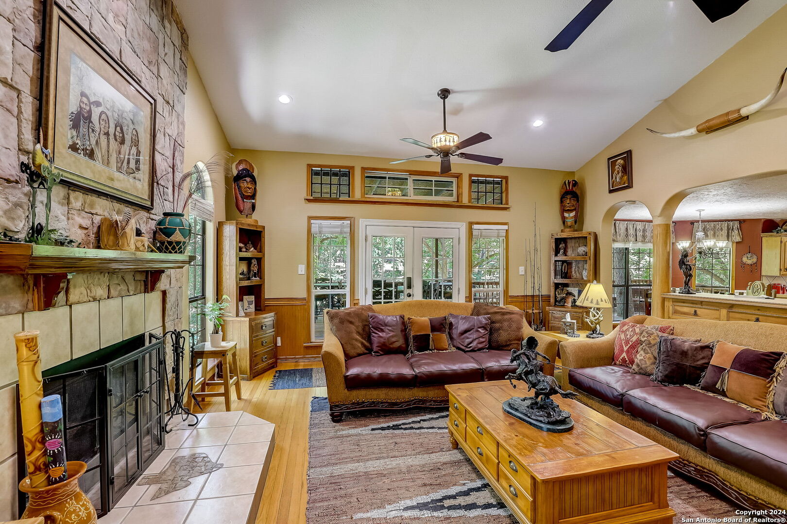 1806 PONDEROSA DR