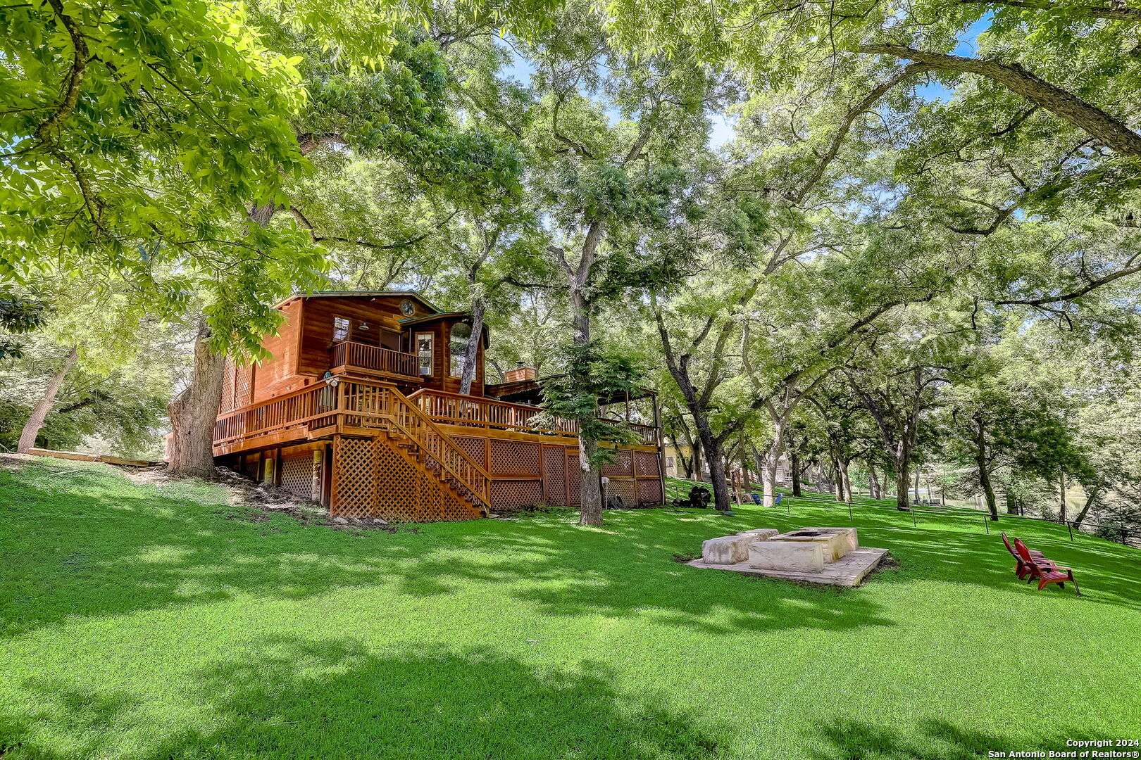 1806 PONDEROSA DR