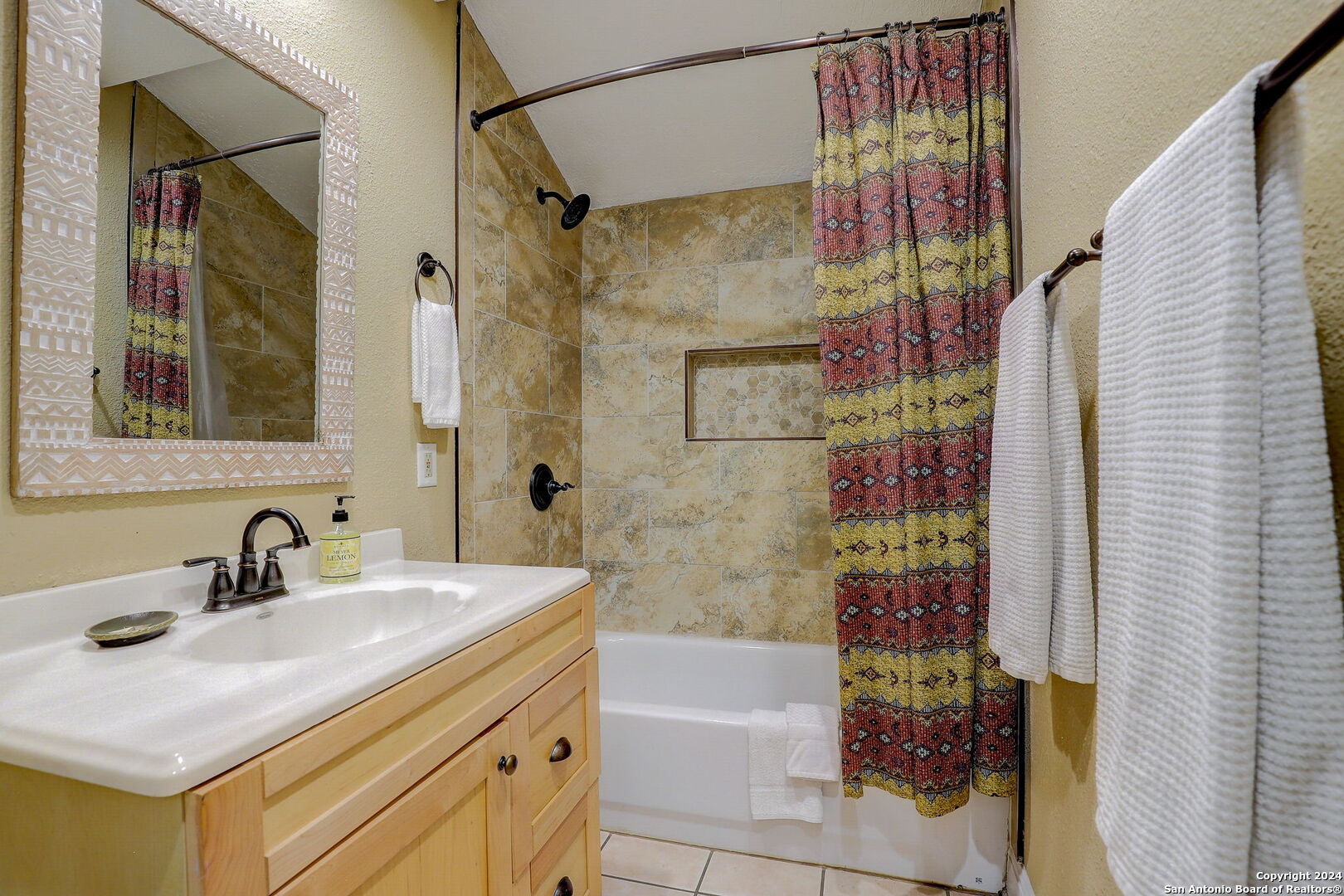 1806 PONDEROSA DR