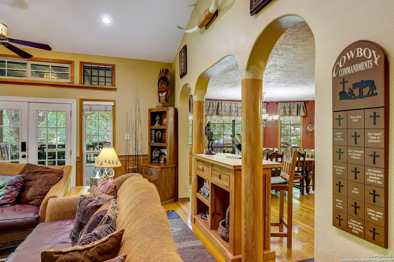 1806 PONDEROSA DR