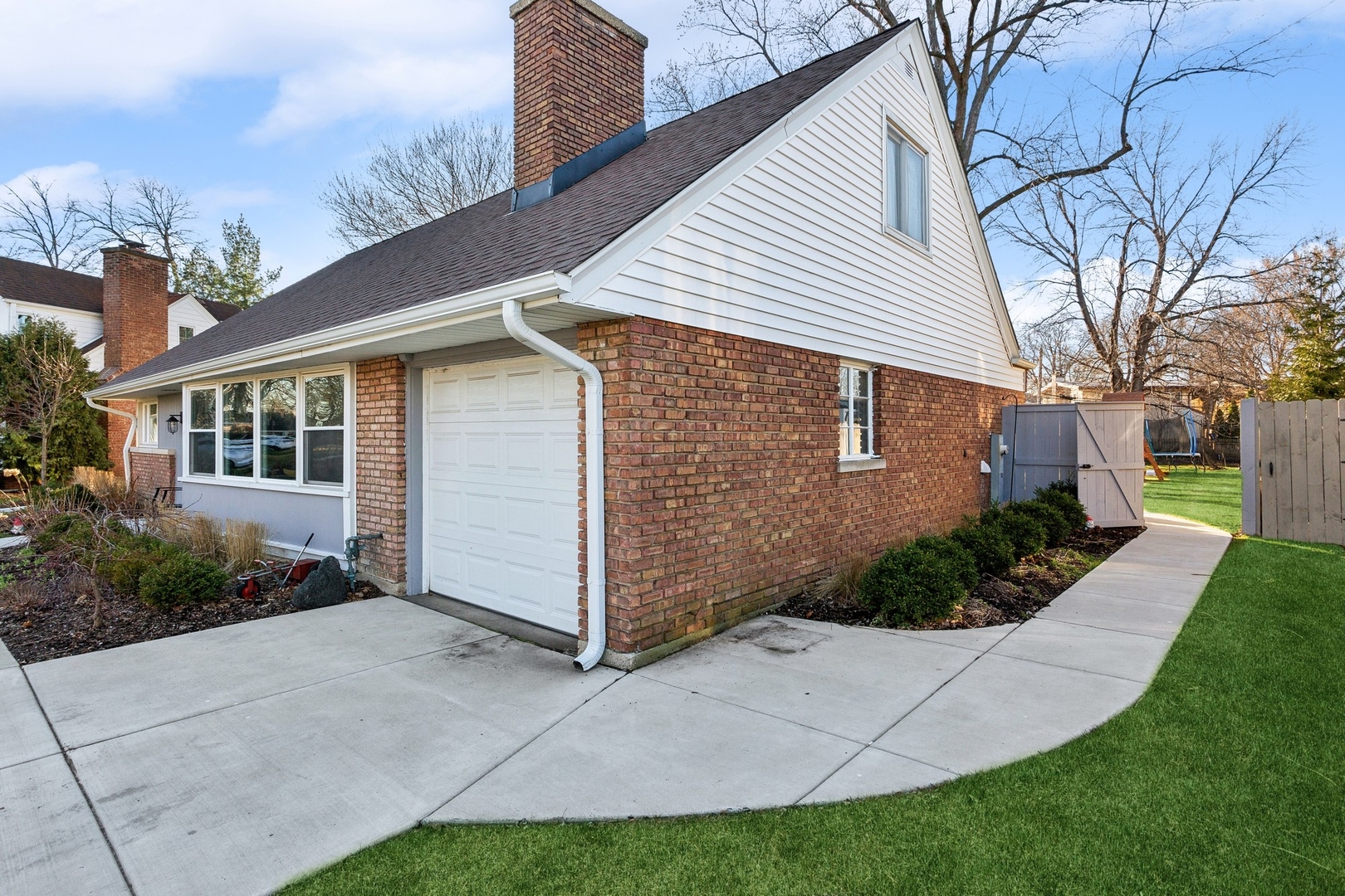 42 Williamsburg Road