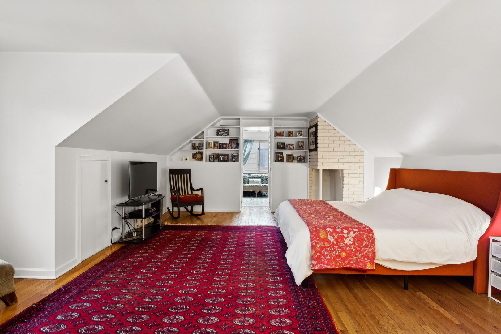 42 Williamsburg Road