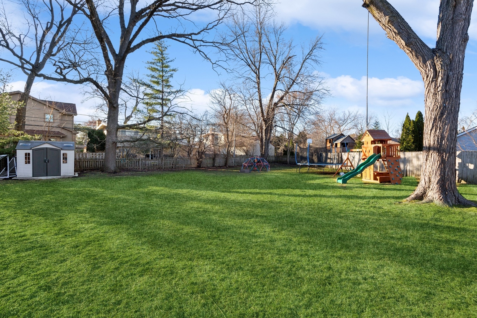 42 Williamsburg Road