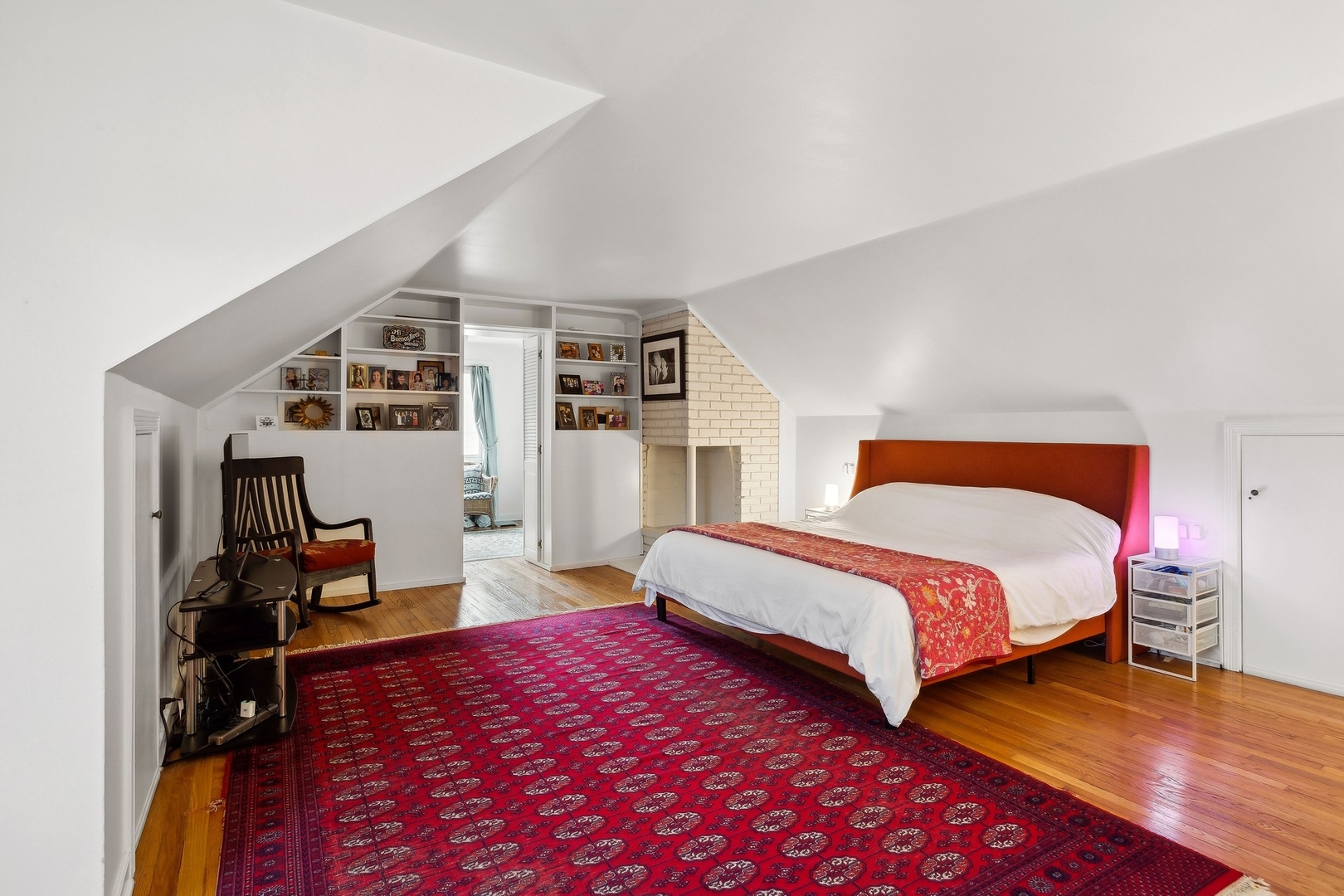 42 Williamsburg Road