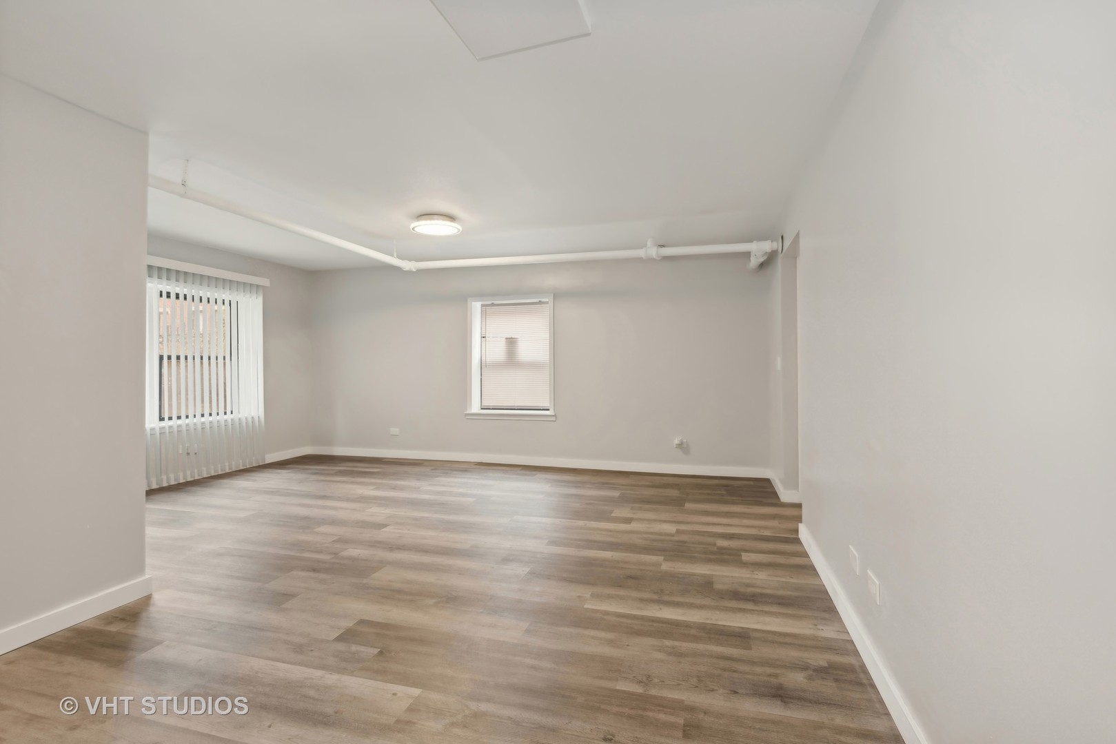 1052 W Catalpa Avenue Unit: G