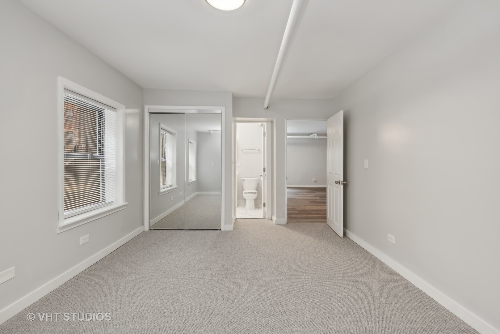 1052 W Catalpa Avenue Unit: G