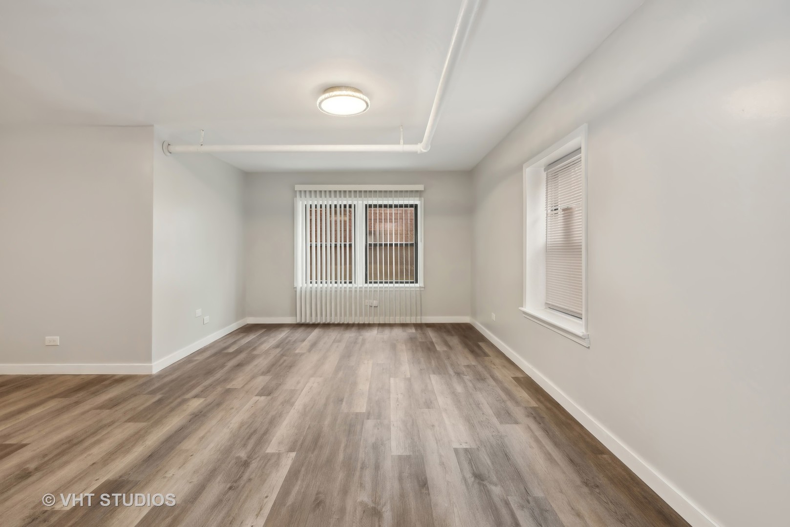 1052 W Catalpa Avenue Unit: G