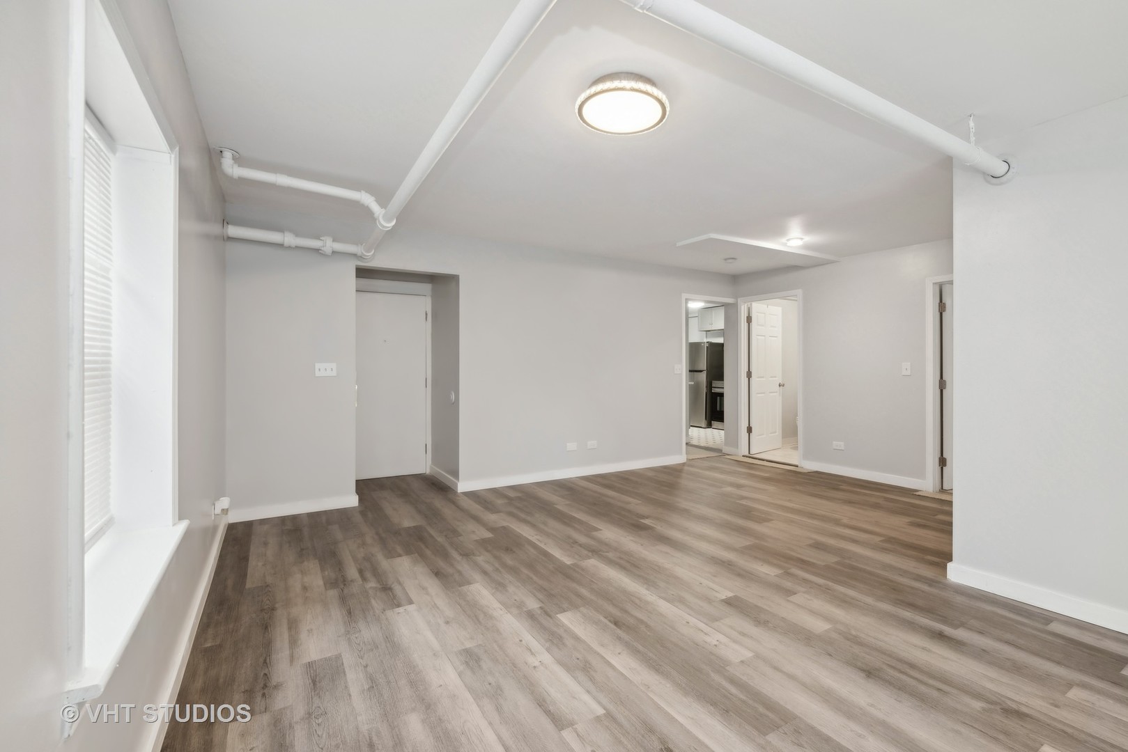 1052 W Catalpa Avenue Unit: G