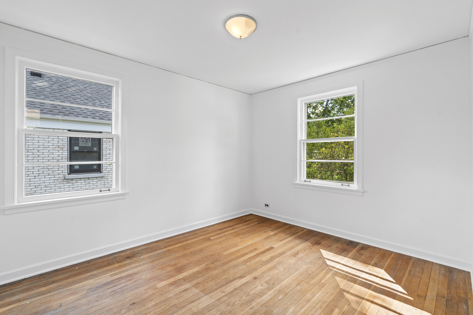 16 Williamsburg Court