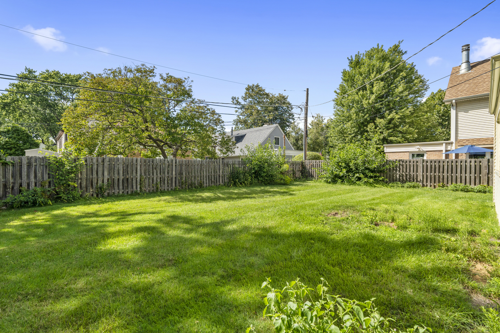16 Williamsburg Court