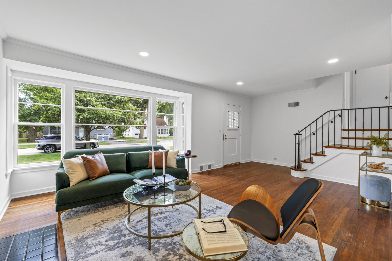 16 Williamsburg Court