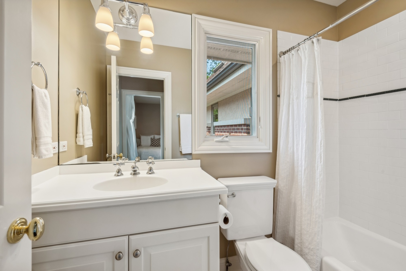 1042 Greenwood Avenue