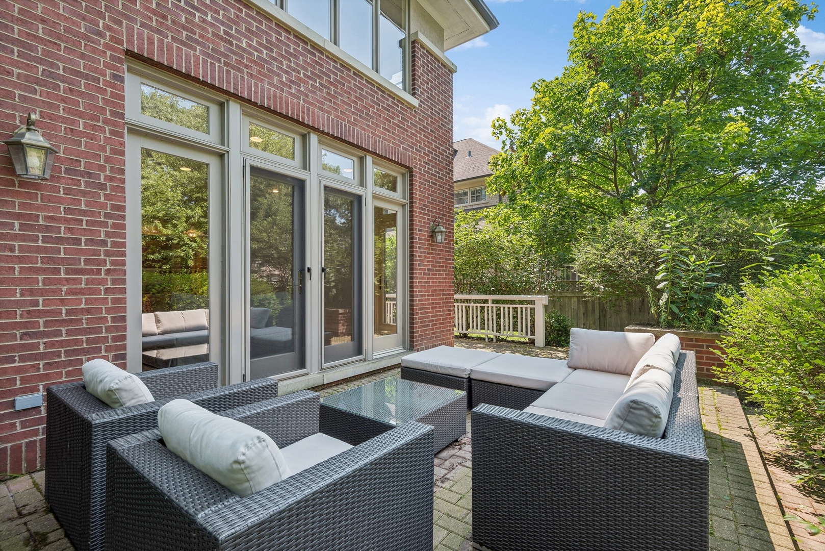 1042 Greenwood Avenue