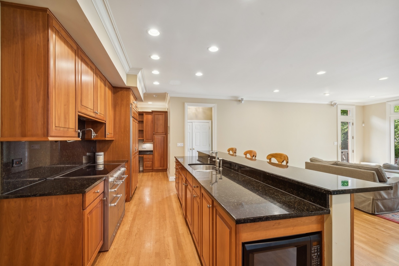 1042 Greenwood Avenue