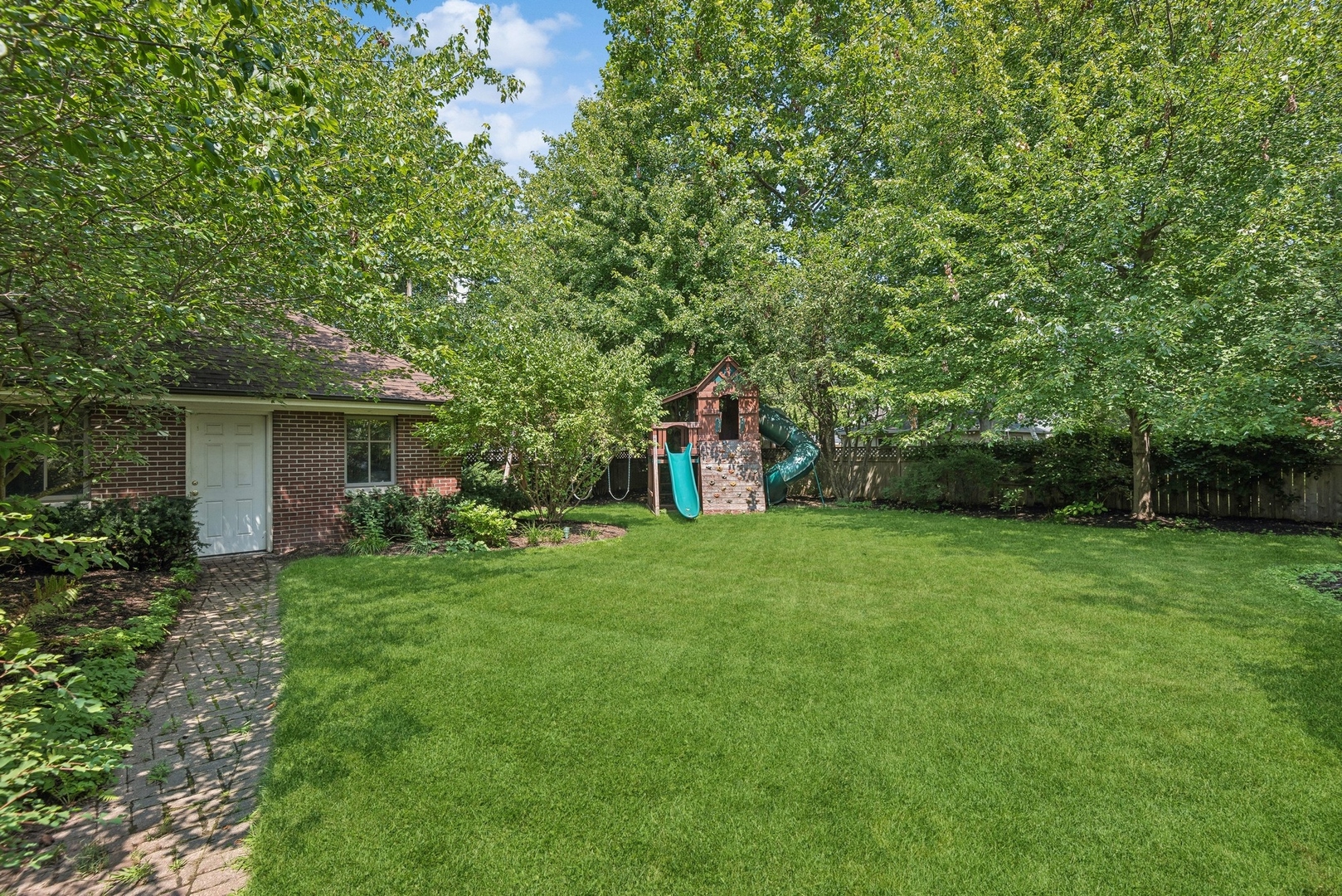 1042 Greenwood Avenue