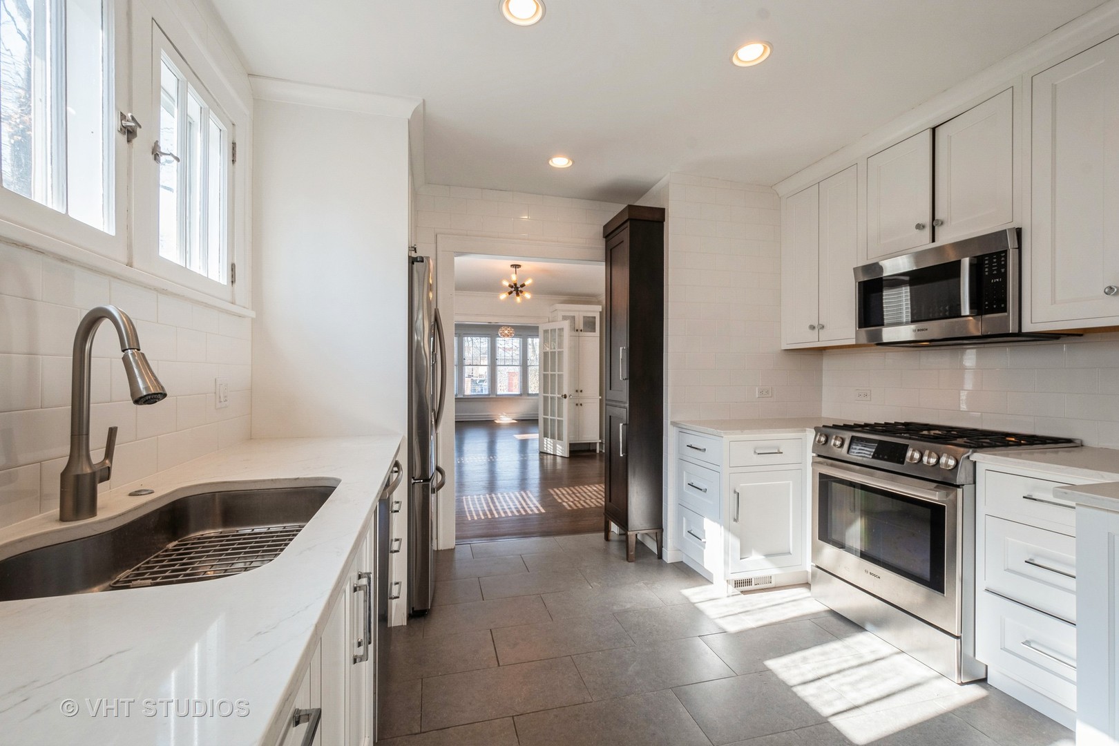 2541 Ewing Avenue Unit: 1