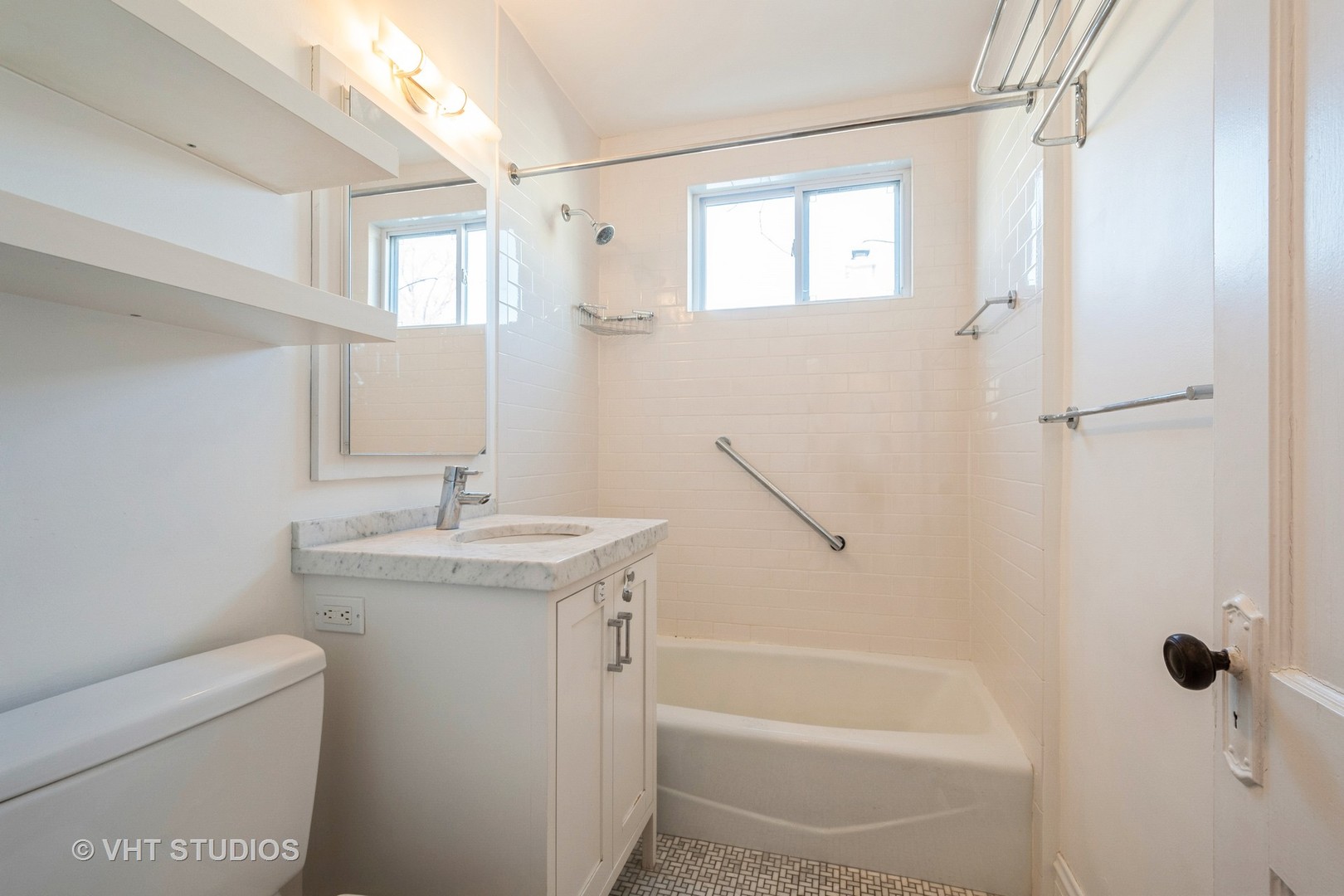 2541 Ewing Avenue Unit: 1