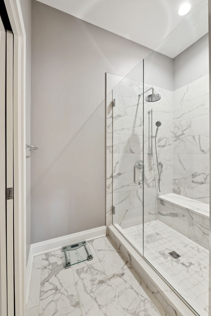 516 Poplar Drive Unit: 516