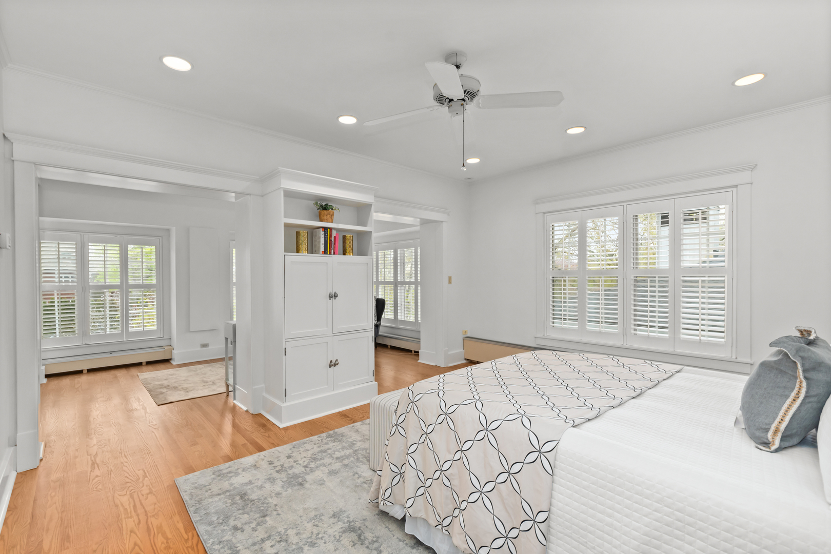 714 SHERIDAN Road