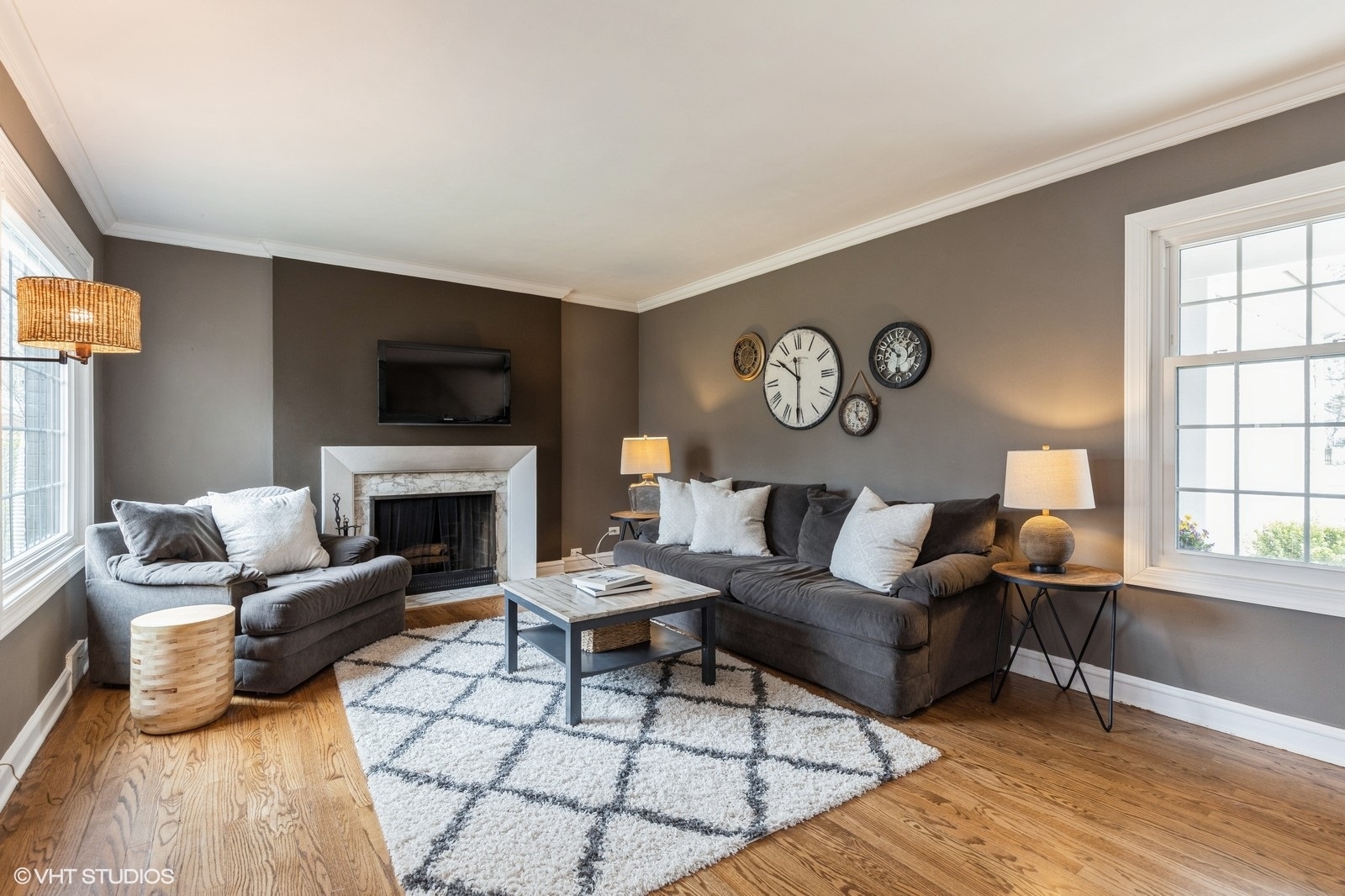 9546 Springfield Avenue