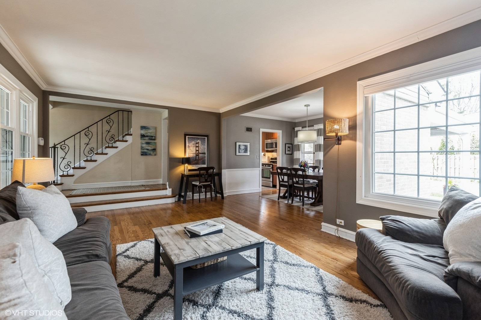 9546 Springfield Avenue