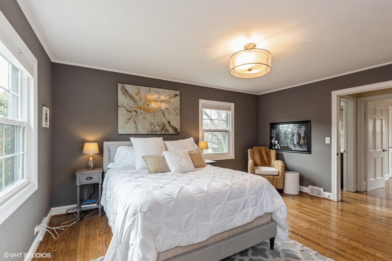 9546 Springfield Avenue