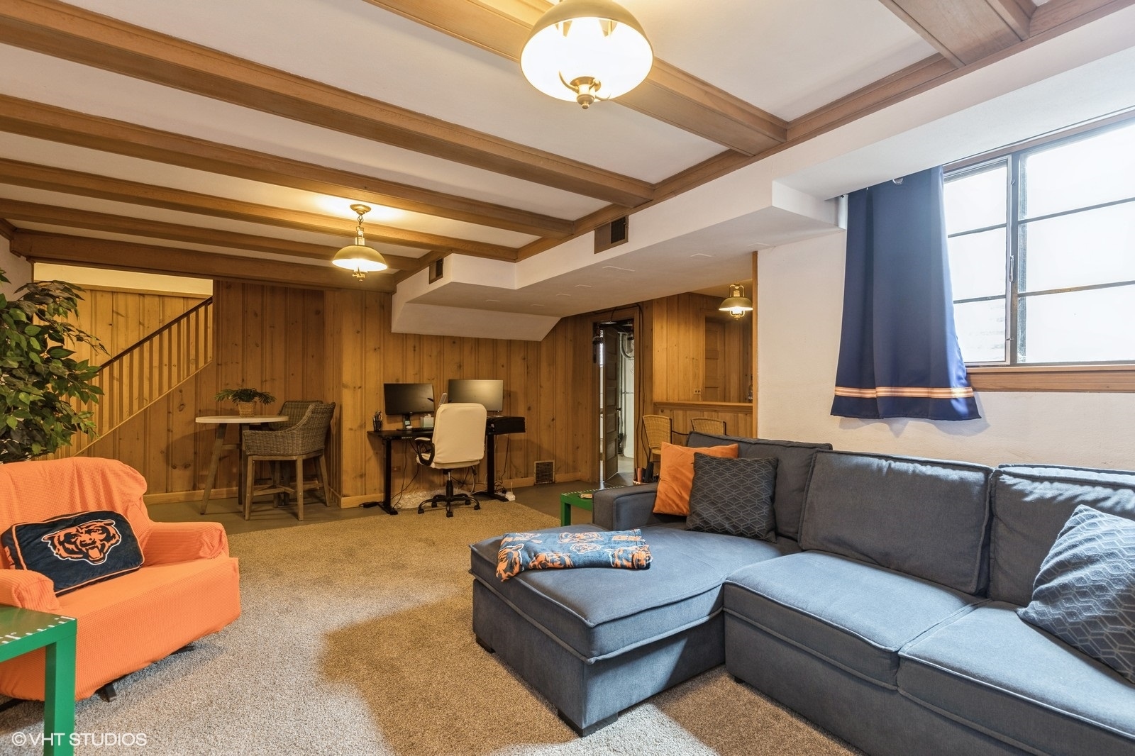 9546 Springfield Avenue