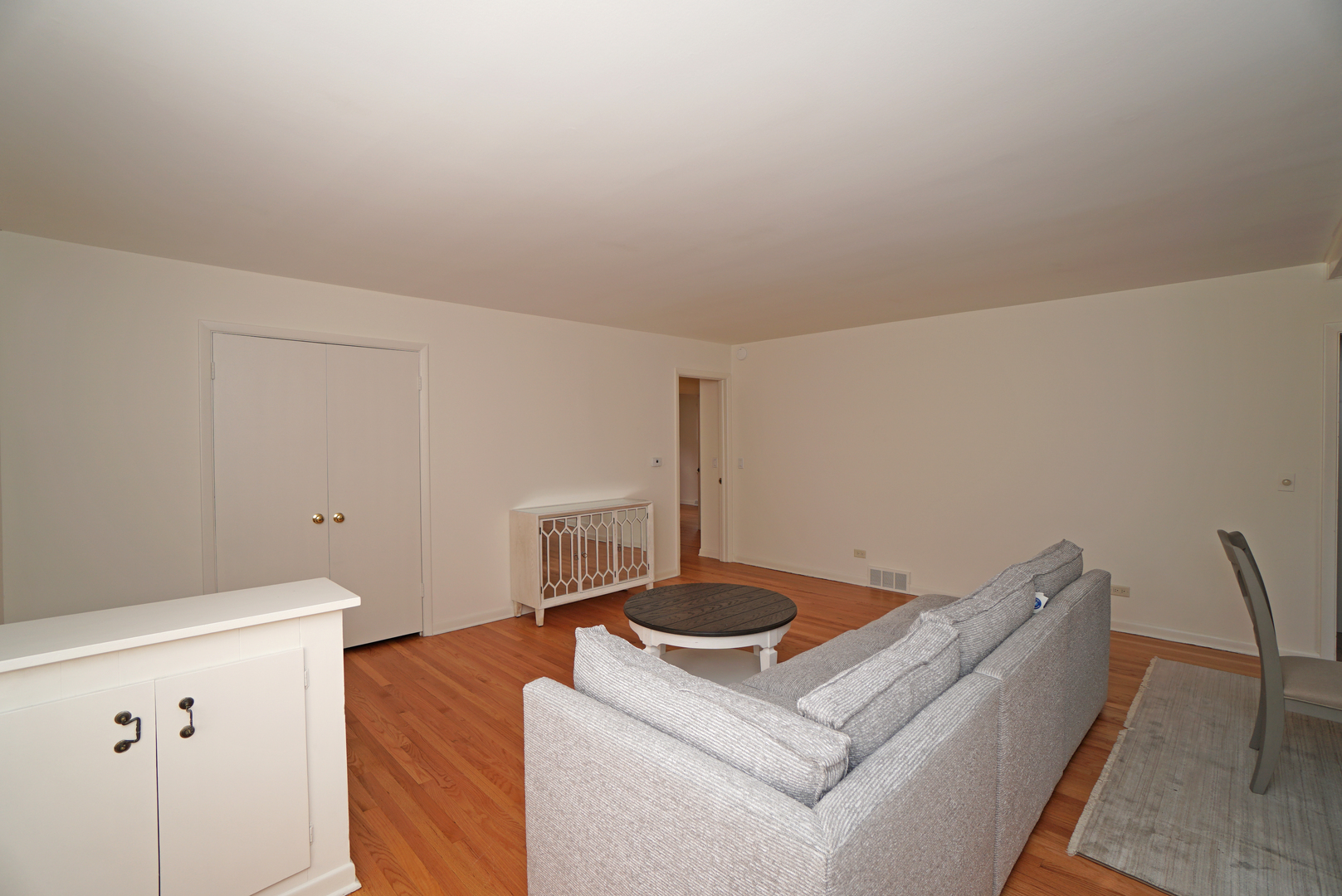 580 Ivy Court