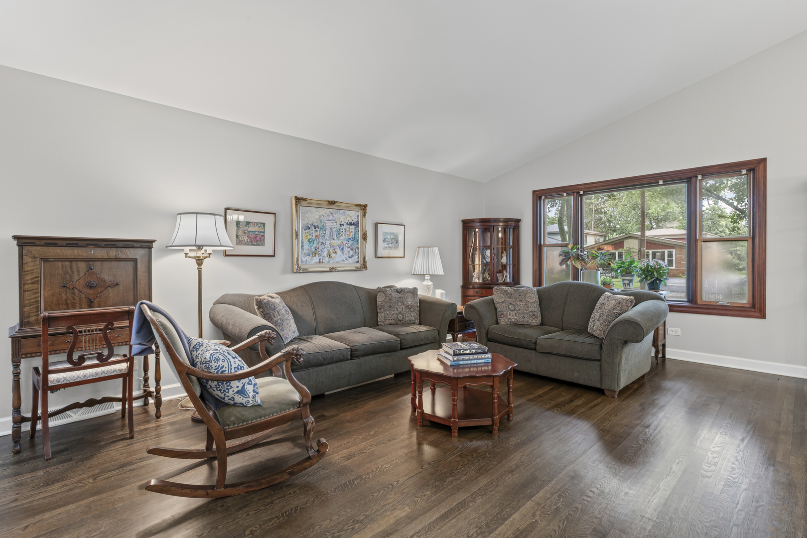 619 Leamington Avenue