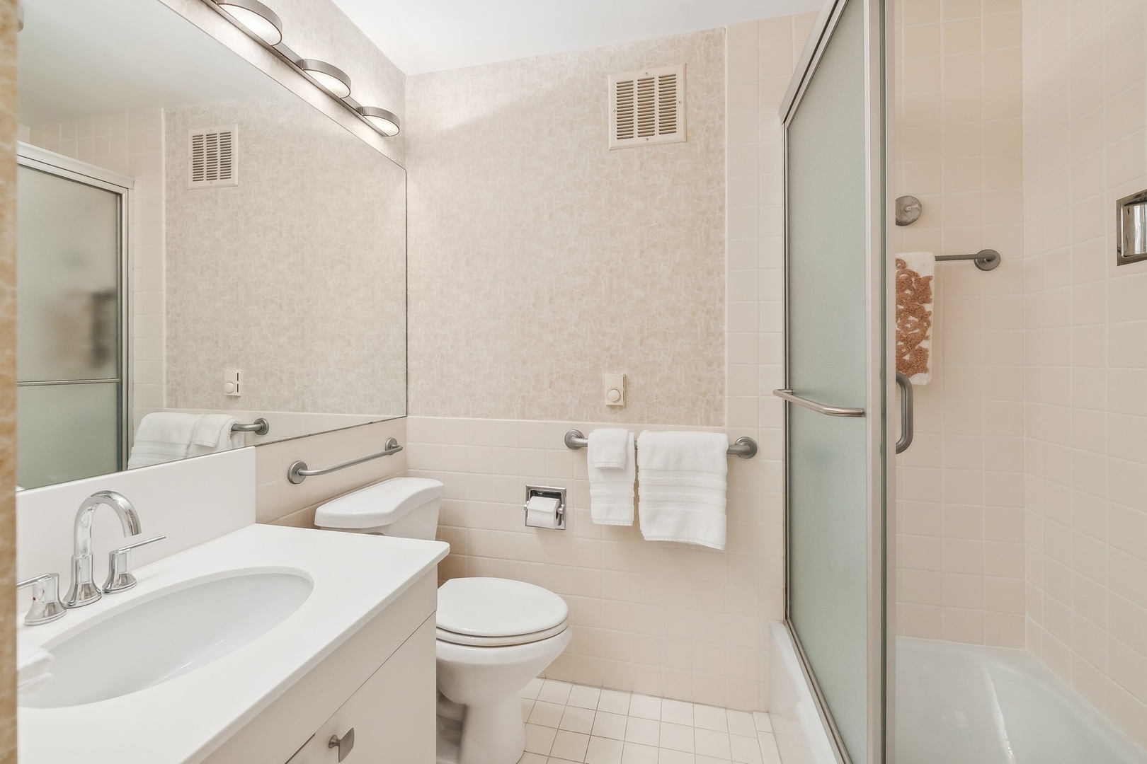 1630 Sheridan Road Unit: 4M
