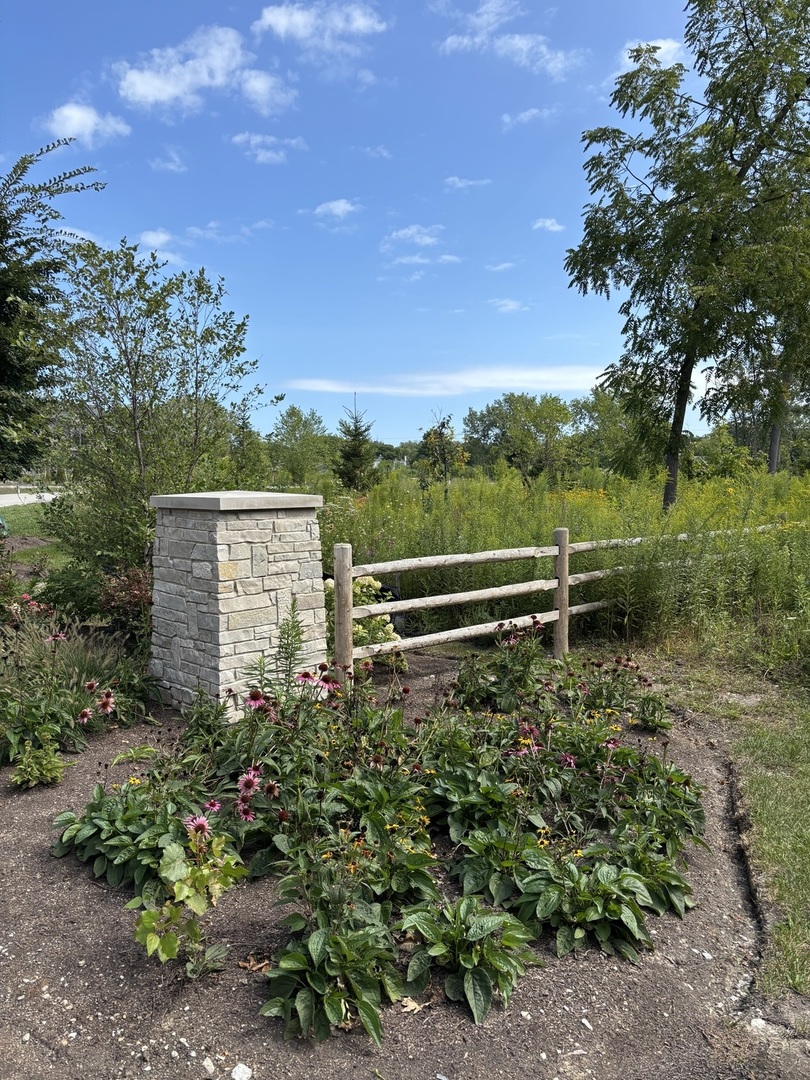 740 Tamarack Trail
