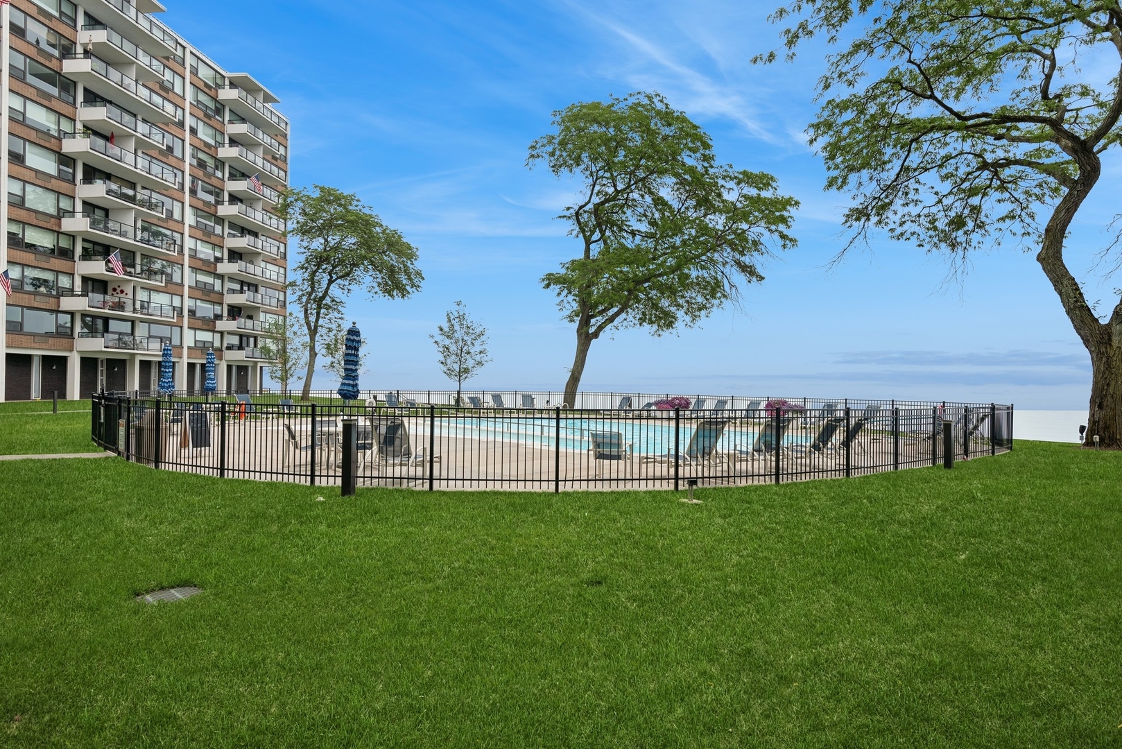 1630 Sheridan Road Unit: 8K