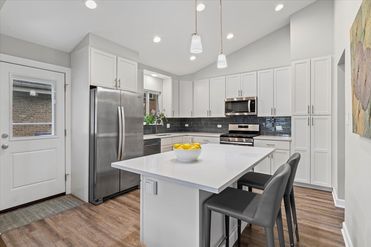 619 Leamington Avenue