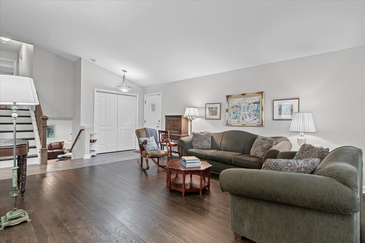 619 Leamington Avenue