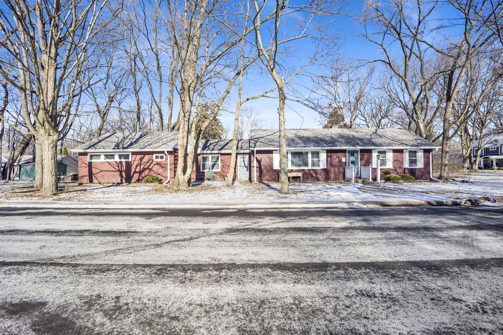 2011 Cleveland Street