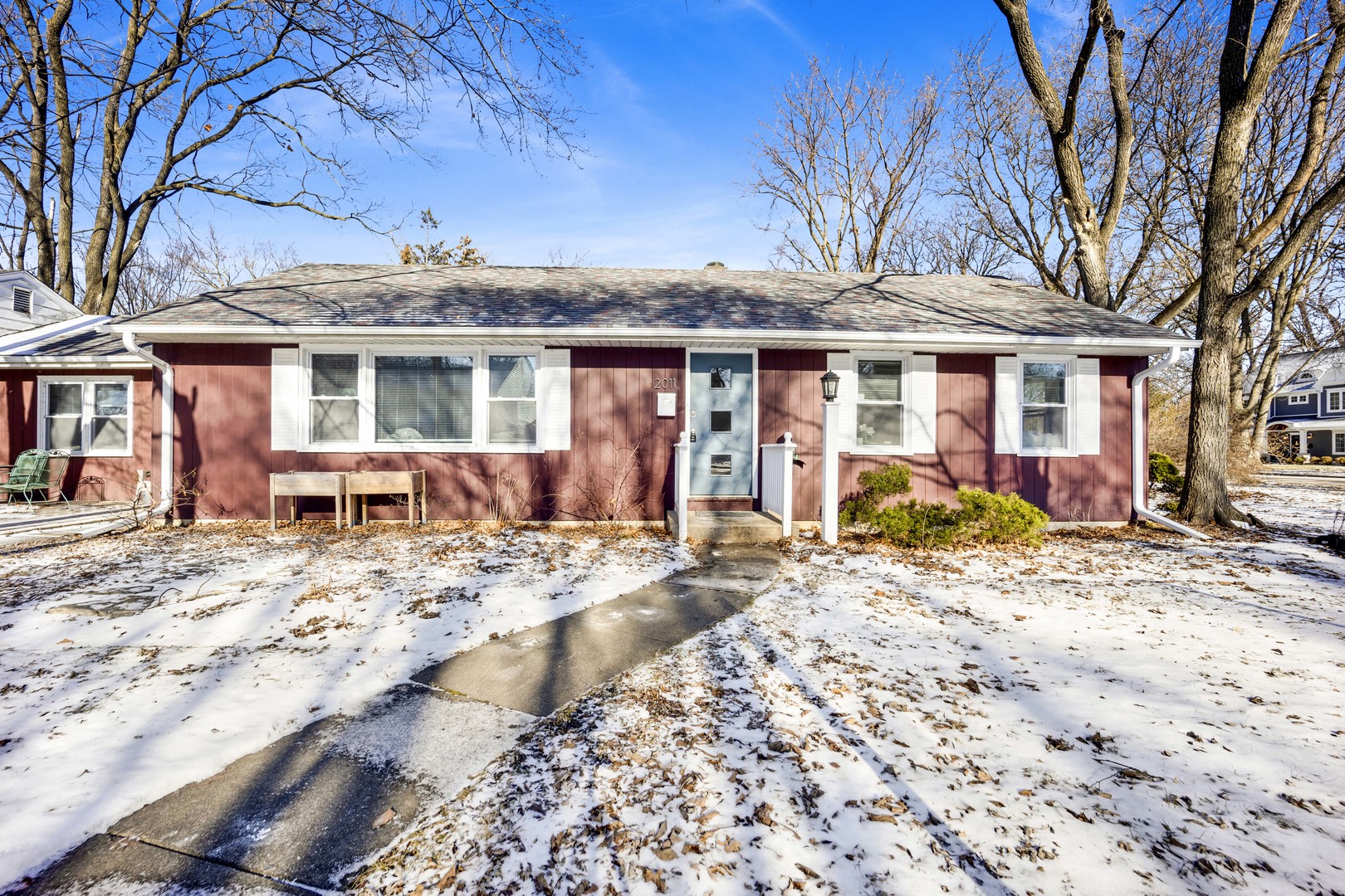 2011 Cleveland Street