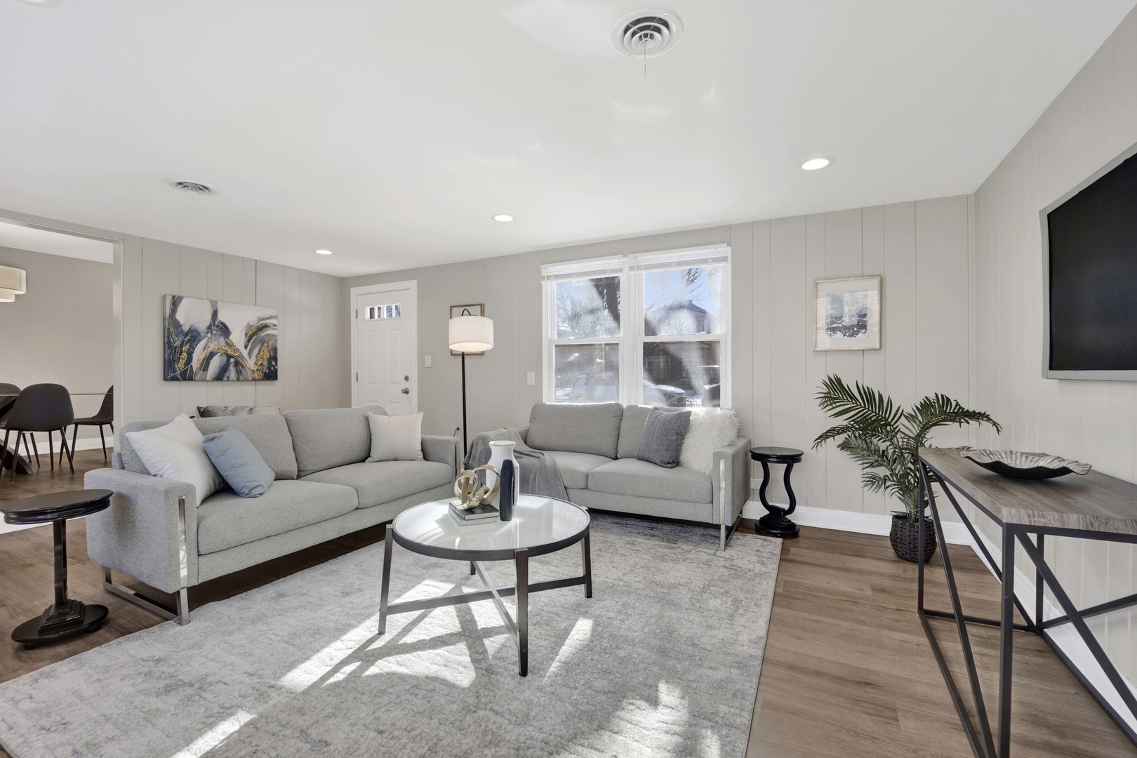 2011 Cleveland Street