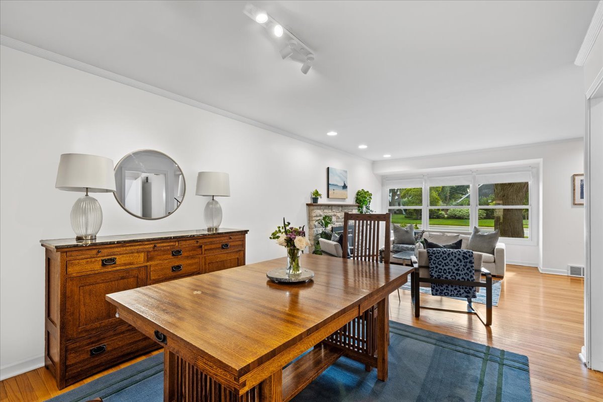 40 Williamsburg Road