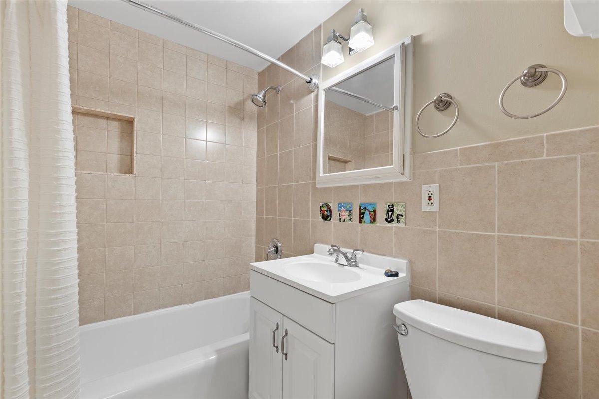 40 Williamsburg Road