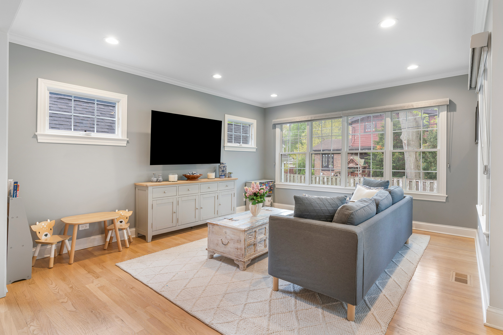 419 Prairie Avenue