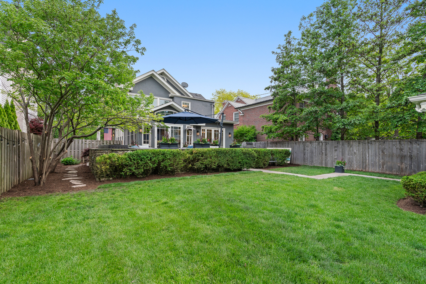1132 Ashland Avenue