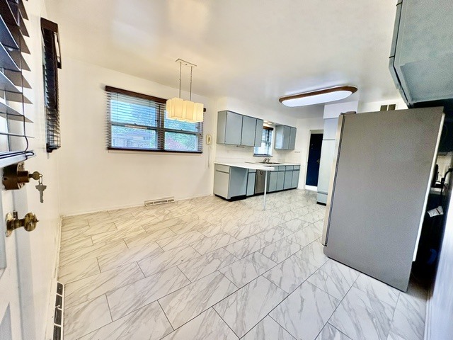 512 KAREY Court